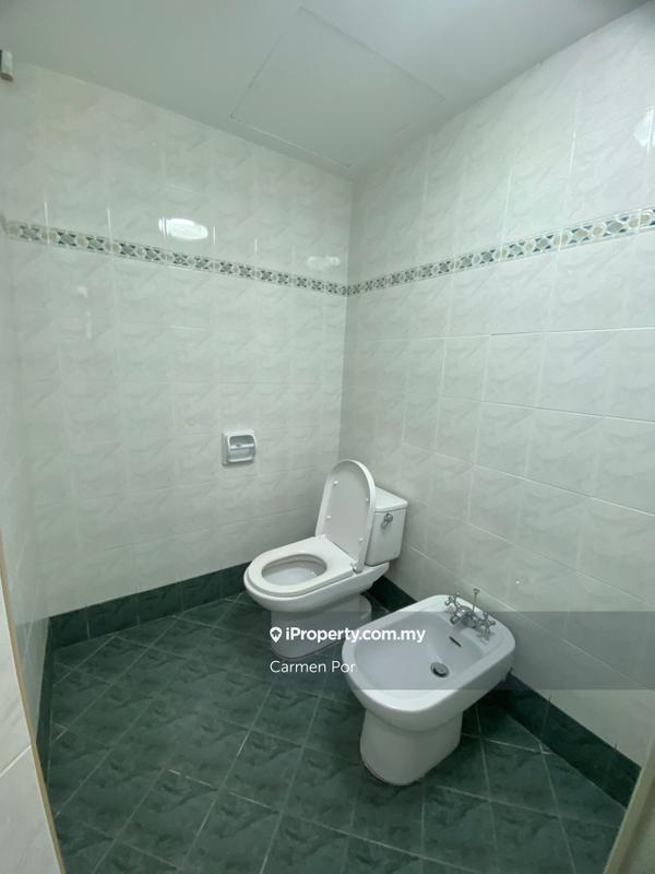 Kondominium untuk Disewa di Gurney Beach Resort oleh Carmen Por - iProperty.com.my