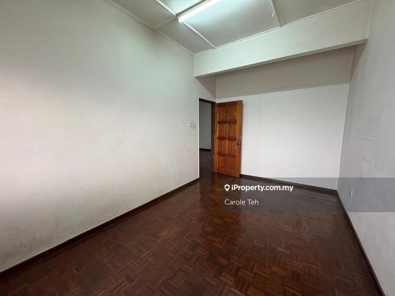 Rumah Teres 2-Tingkat untuk Dijual di Taman Overseas Union (Taman Oug), Jalan Klang Lama (Old Klang Road) oleh Carole Teh - iProperty.com.my