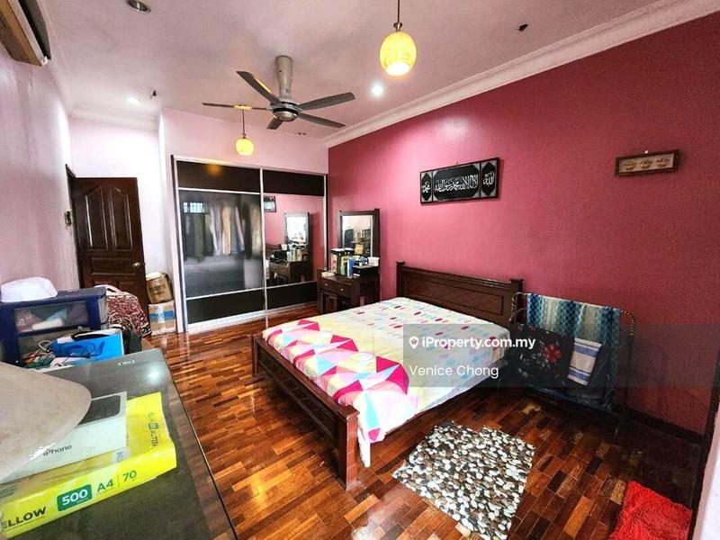 Semi-Detached House for Sale in Bandar Baru Sri Petaling, Sri Petaling by Venice Chong - Bedroom - iProperty.com.my