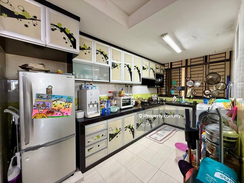 For Sale - Kipark Apartment