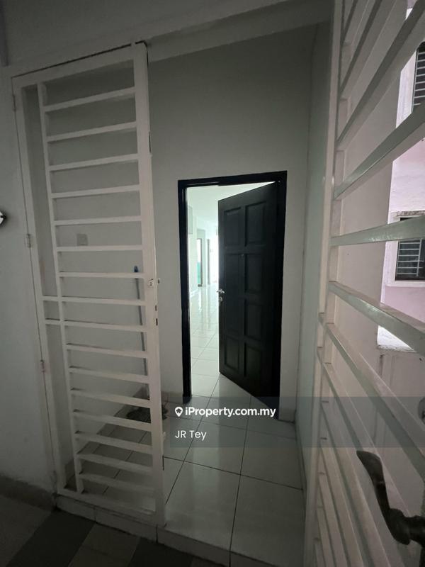 Kondominium untuk Dijual di Indah Alam (Subang Andaman) oleh JR Tey - Entrance - iProperty.com.my