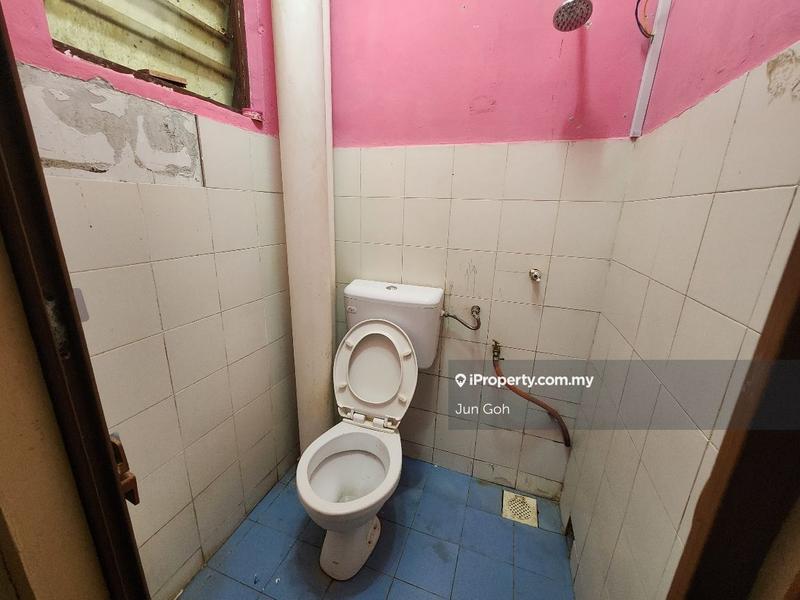 Pangsapuri untuk Dijual di Pangsapuri Segar Perdana oleh Jun Goh - iProperty.com.my