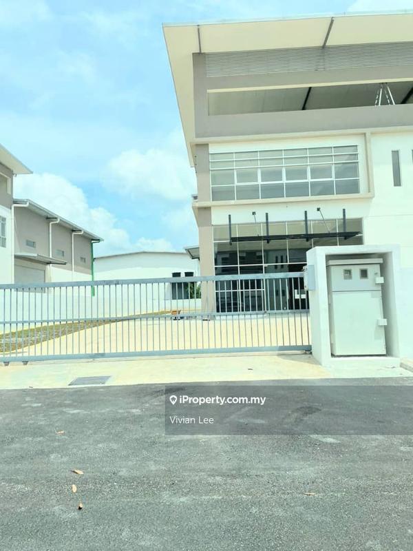 Kilang Berkembar untuk Dijual di Saujana Rawang, Rawang oleh Vivian Lee - iProperty.com.my
