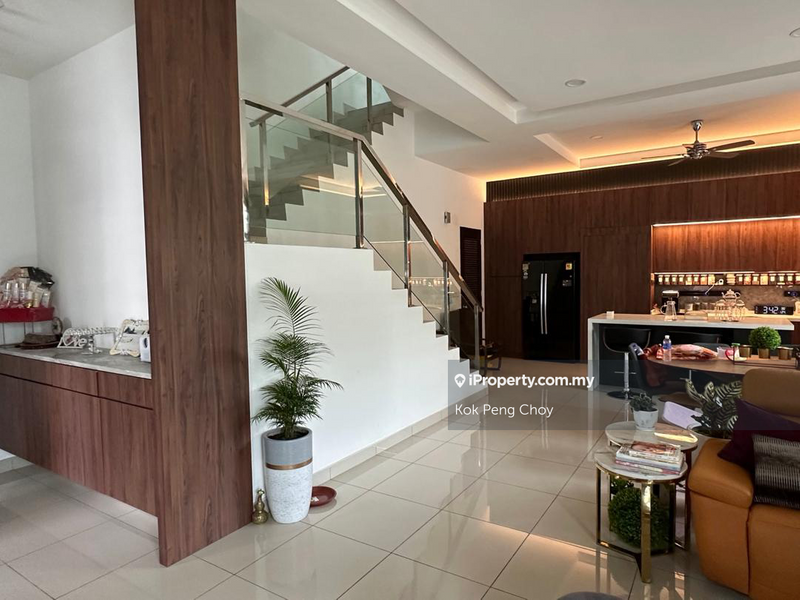 Rumah Teres 3-Tingkat untuk Dijual di Taman Bukit Serdang, Seri Kembangan oleh Kok Peng Choy - iProperty.com.my