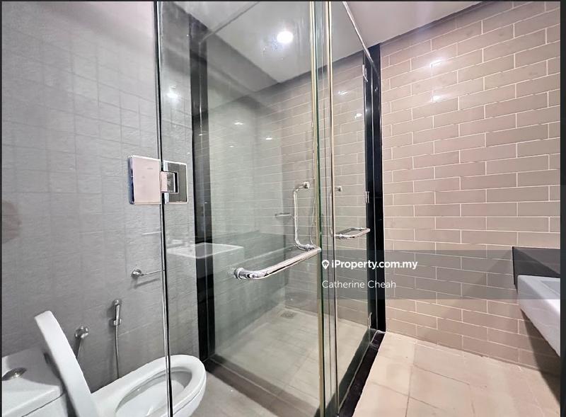 For Sale - 6 CapSquare