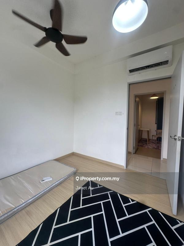 Residensi Servis untuk Dijual di RYAN & MIHO oleh Janet Au - iProperty.com.my