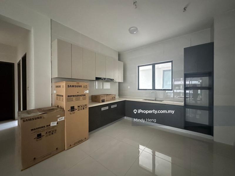 Kondominium untuk Dijual di Lovell @ Country Garden Danga Bay oleh Mindy Heng - iProperty.com.my