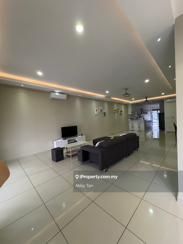 Rumah Teres untuk Disewa di Lunaria Resort Home, Bandar Sri Sendayan oleh Abby Tan - iProperty.com.my