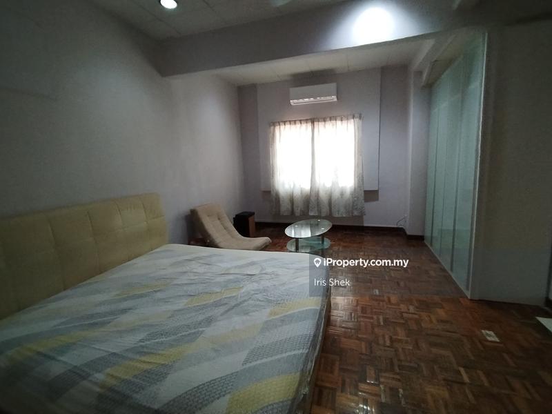 Rumah Berangkai 2 Tingkat untuk Dijual di Kota Kemuning, Shah Alam oleh Iris Shek - iProperty.com.my