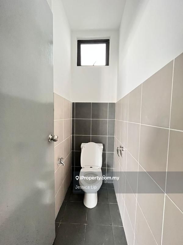 Shop / Office for Sale in Kota Warisan, Sepang by Jessica Lip - iProperty.com.my