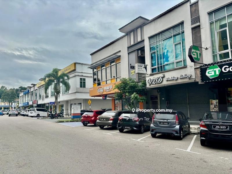 For Rent - Indahpura Double Storey Shoplot ( Ground Floor )