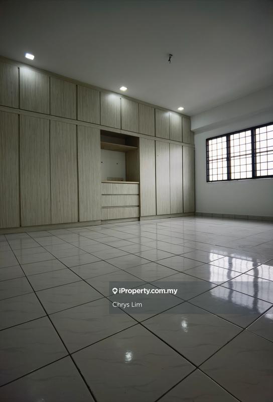 For Sale - Endah Ria