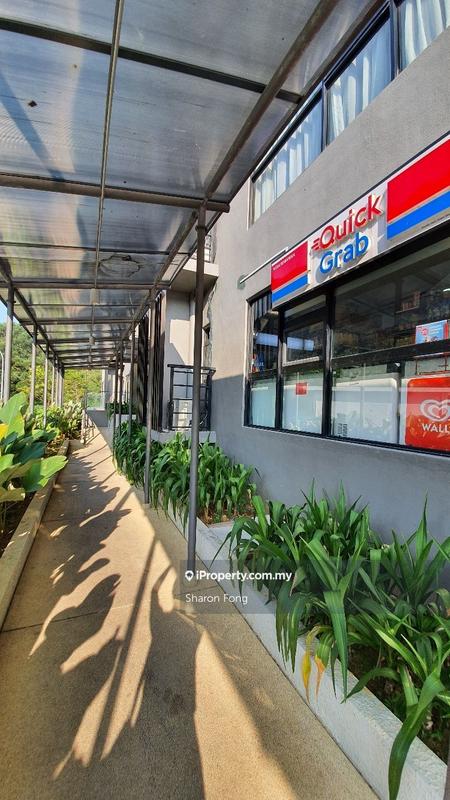 Residensi Servis untuk Dijual di HYVE oleh Sharon Fong - iProperty.com.my