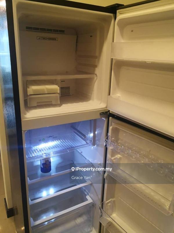 For Rent - Molek Regency