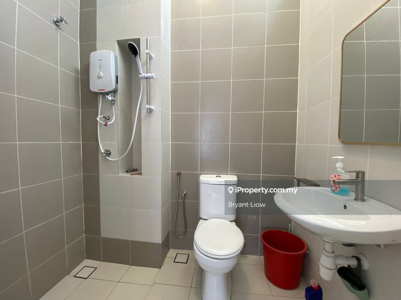 Rumah Berangkai 2 Tingkat untuk Disewa di Country Villa Corner MITC Vista, Ayer Keroh oleh Bryant Liow - iProperty.com.my