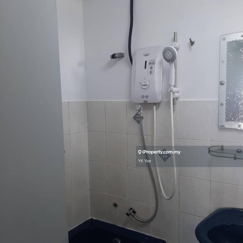 Condominium for Rent in Vista Komanwel A by YK Yee - iProperty.com.my