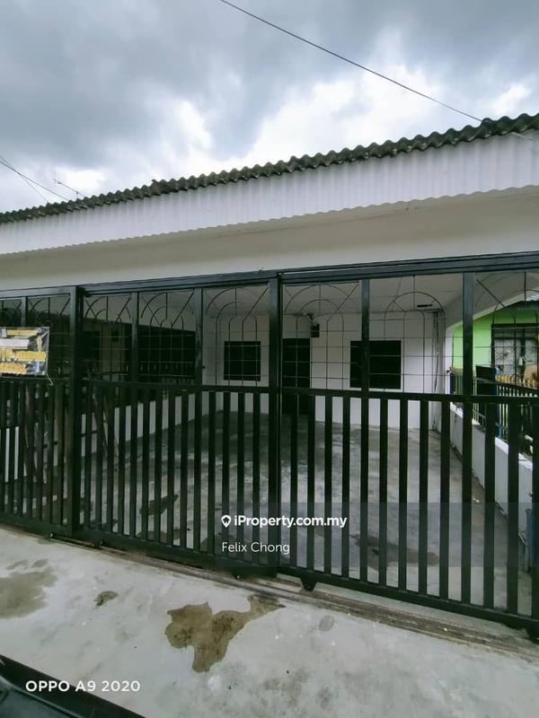 1-storey Terraced House untuk Dijual di Taman Rebana, Kluang oleh Felix Chong - iProperty.com.my
