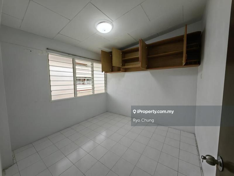 Rumah Pangsa untuk Dijual di Taman Lip Sin Block 1, 3 & 5 oleh Ryo Chung - iProperty.com.my