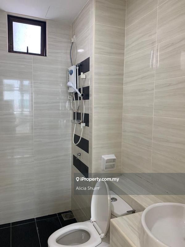 Service Residence for Sale in D'Summit Residences by Alicia Shum - iProperty.com.my