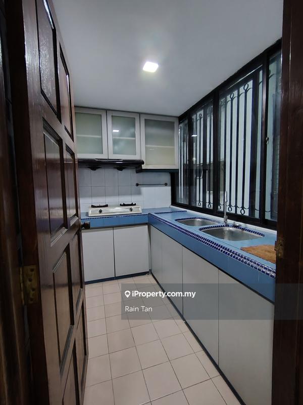 Kondominium untuk Dijual di Amadesa Resort Condominium oleh Rain Tan - iProperty.com.my