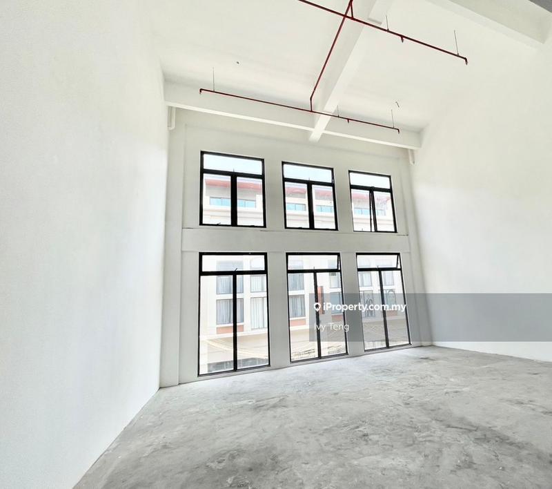 For Sale - Plaza Arkadia