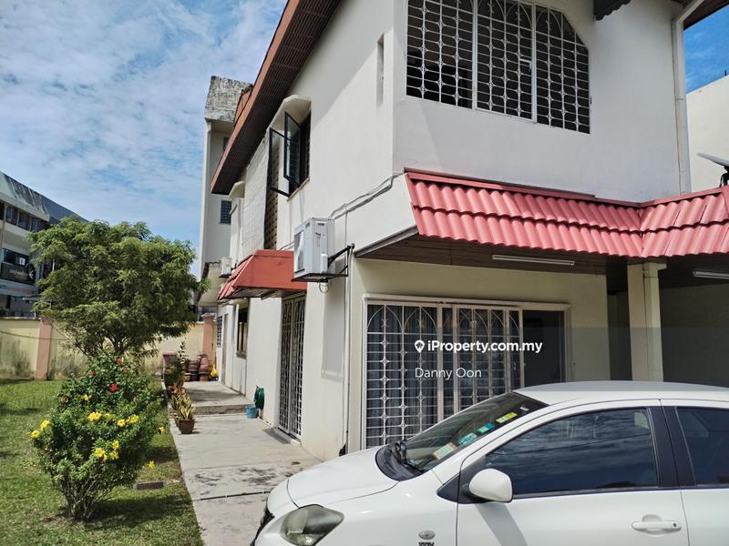 Rumah Teres 2-Tingkat untuk Dijual di Taman Mayang, Petaling Jaya oleh Danny Oon - iProperty.com.my
