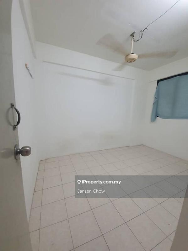 Rumah Pangsa untuk Dijual di Desa Tasik Fasa 6B oleh Jansen Chow - iProperty.com.my