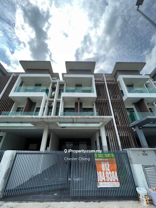 2.5-storey Terraced House for Sale in Bandar Nusaputra, Puchong by Chester Cheng - iProperty.com.my