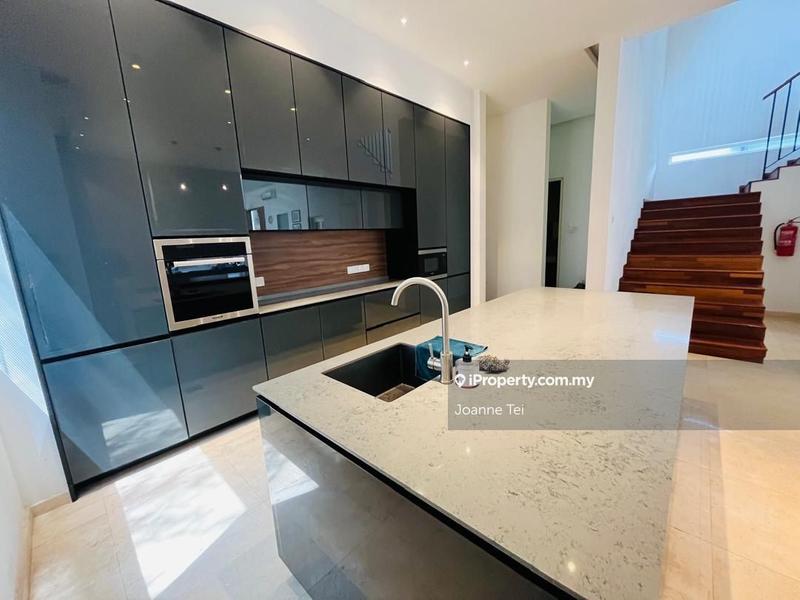 Bungalow House for Rent in Lakefront Villa, Cyberjaya by Joanne Tei - iProperty.com.my