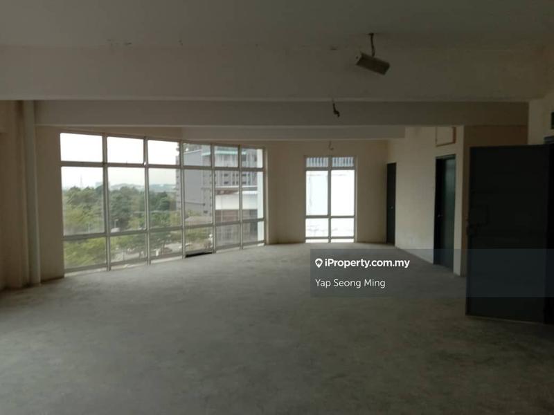 Shop / Office for Sale in Pusat Perdagangan Seri Kembangan, Seri Kembangan by Yap Seong Ming - iProperty.com.my