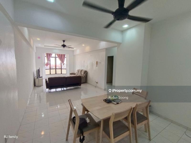 For Rent - Straits Court