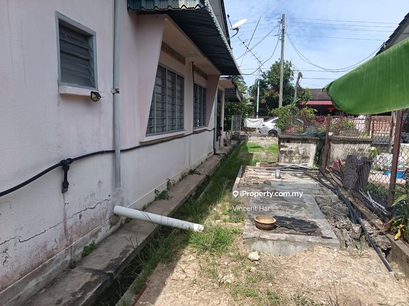 Rumah Berkembar untuk Dijual di Pekan Baru, Teluk Intan oleh Vincent Har - iProperty.com.my