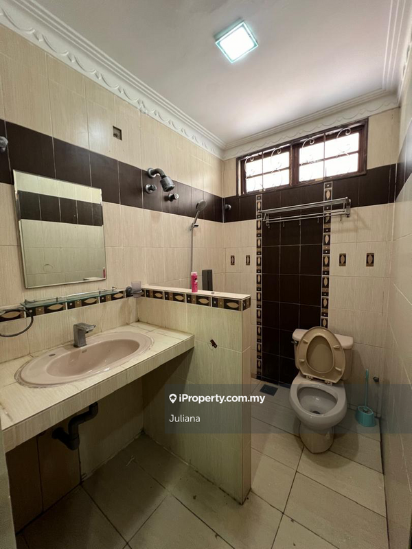 Bungalow House untuk Dijual di Kampung Merbau Sempak, Sungai Buloh oleh Juliana - iProperty.com.my