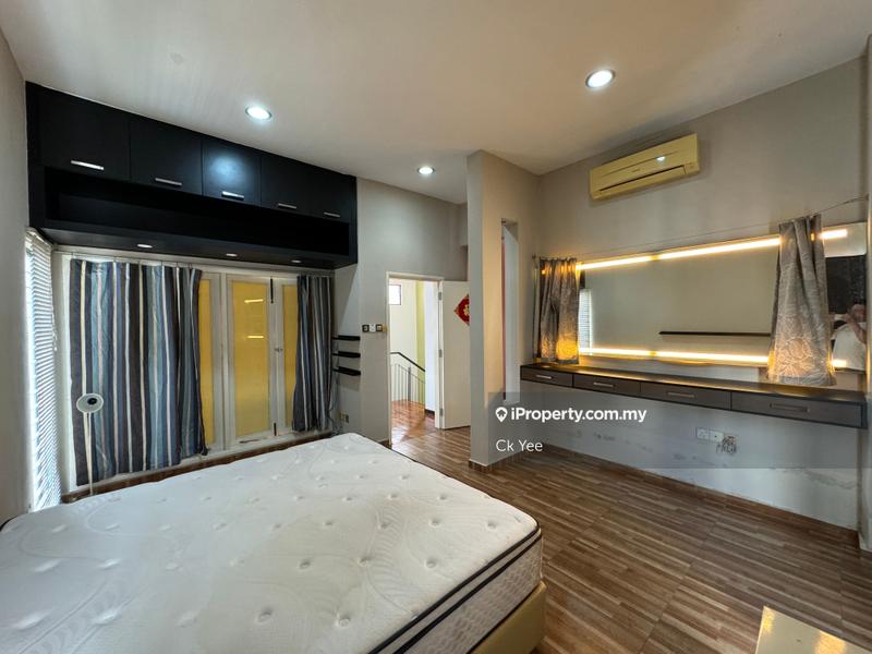 3-storey Terraced House for Sale in Taman Esplanad, Bukit Jalil by Ck Yee - iProperty.com.my