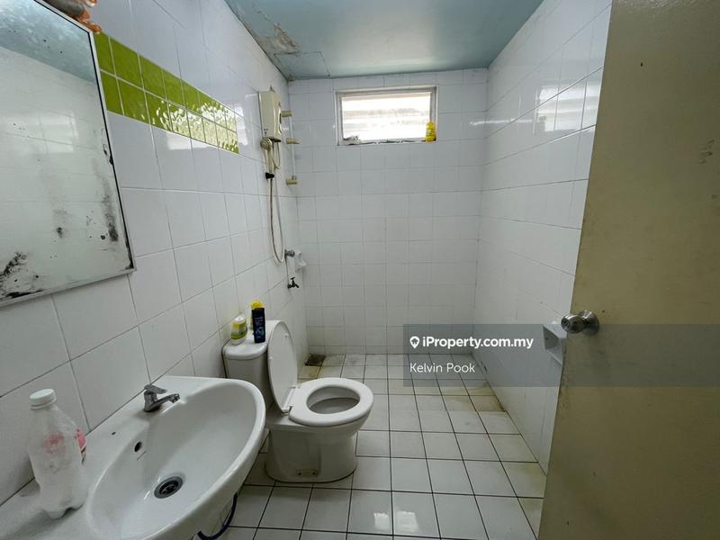 Townhouse for Sale in Cyberjaya, Selangor by Kelvin Pook - iProperty.com.my