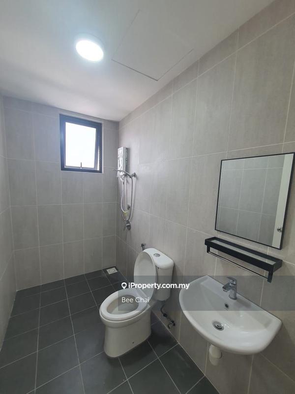 Kediaman Servis untuk Dijual di MKH Boulevard II oleh Bee Chai - iProperty.com.my