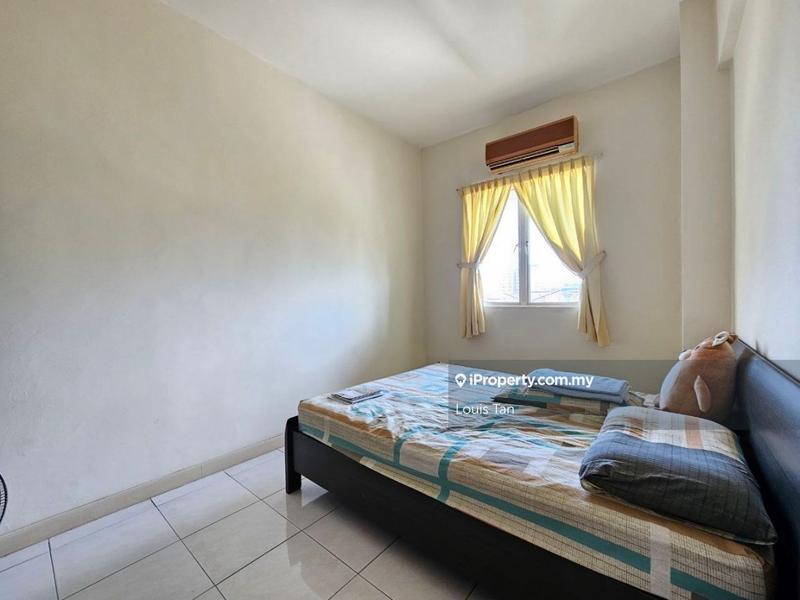 Kondominium untuk Dijual di Gold Coast Resort Condominium oleh Louis Tan - iProperty.com.my