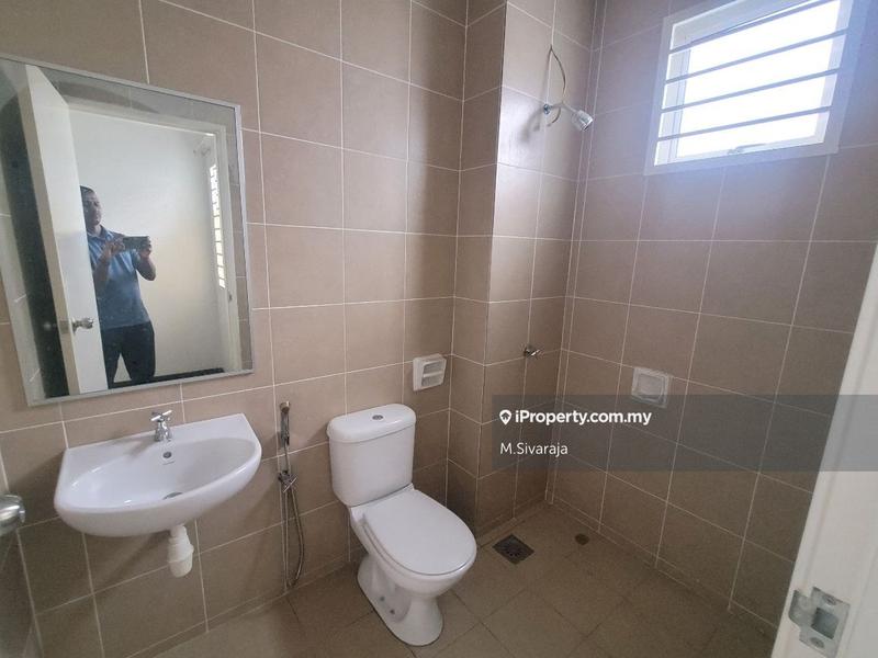 Rumah Teres 2-Tingkat untuk Dijual di Nilai Impian, Nilai oleh M.Sivaraja - iProperty.com.my