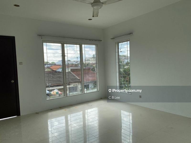 Banglo untuk Dijual di Seksyen 4, Petaling Jaya oleh C.B.Lee - iProperty.com.my