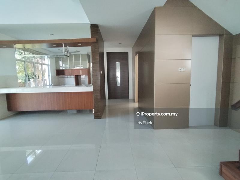 Bungalow House for Sale in Kota Kemuning, Shah Alam by Iris Shek - iProperty.com.my