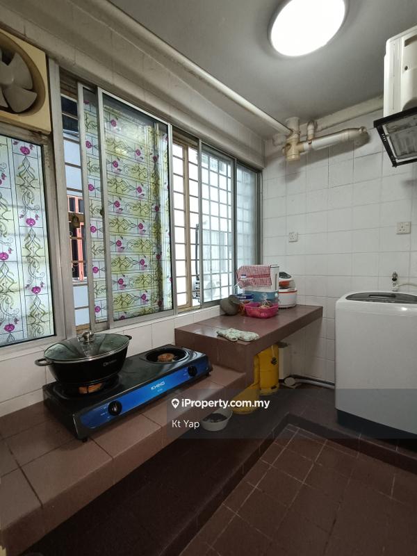 Condominium for Sale in Amadesa Resort Condominium by Kt Yap - iProperty.com.my