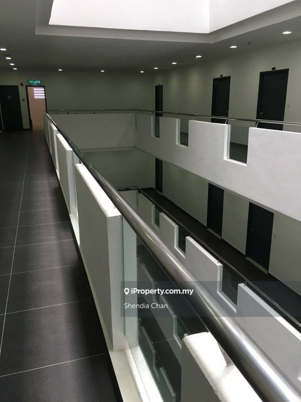 Kediaman Servis untuk Dijual di Atria oleh Shendia Chan - iProperty.com.my