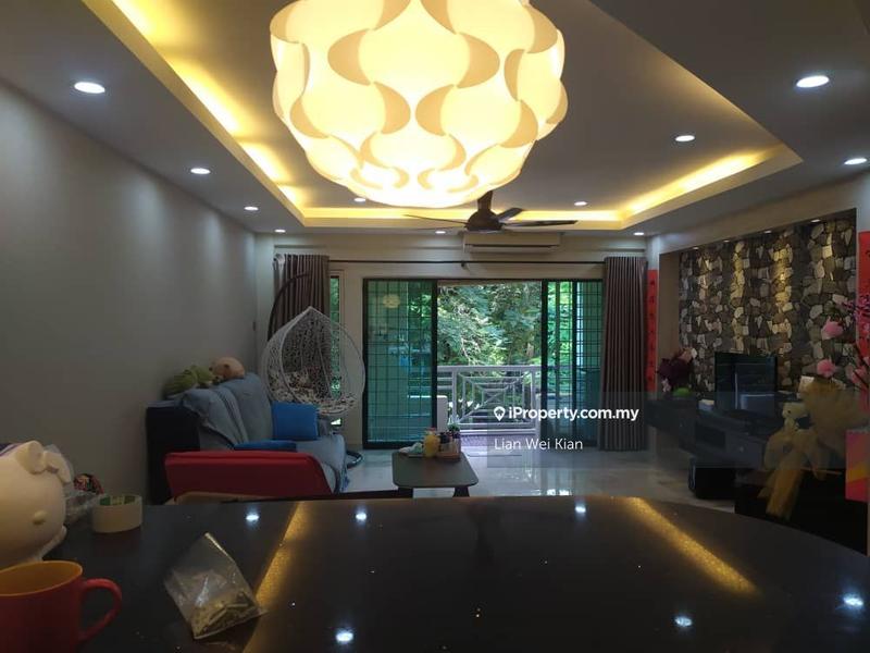For Sale - Sang Suria
