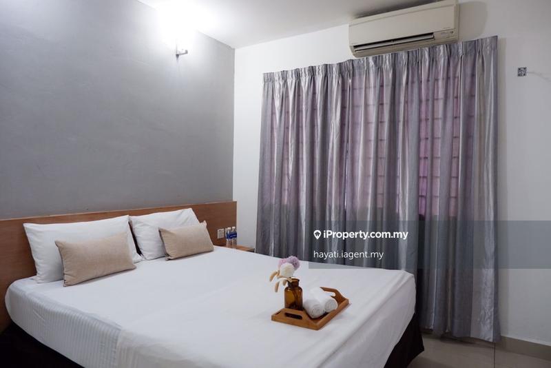 For Sale - 4 sty Hotel, Main Road view, Ampang, 10 mins to Klcc