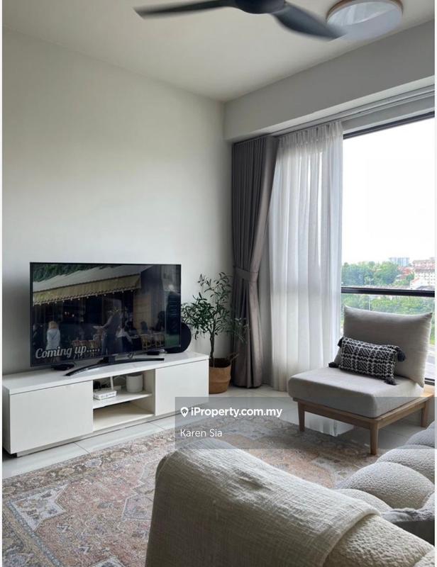 For Rent - Emerald 9