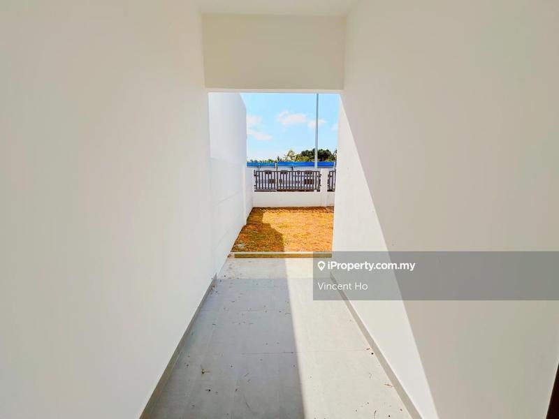 Cluster House for Sale in The Maris Desaru Coast, Kota Tinggi by Vincent Ho - iProperty.com.my