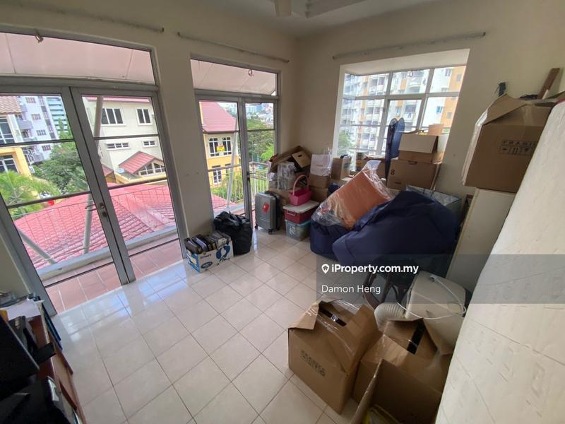 Semi-Detached House for Sale in Corner 3Storey Semi-D Tiara Villa Taman United, Jalan Klang Lama (Old Klang Road) by Damon Heng - iProperty.com.my