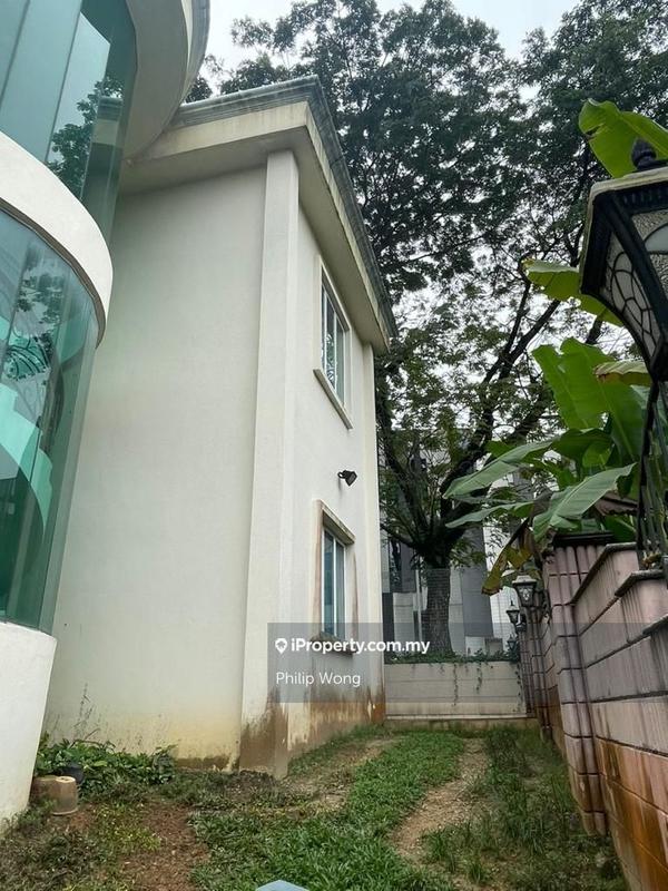 Bungalow House untuk Dijual di Taman Equine, Seri Kembangan oleh Philip Wong - iProperty.com.my