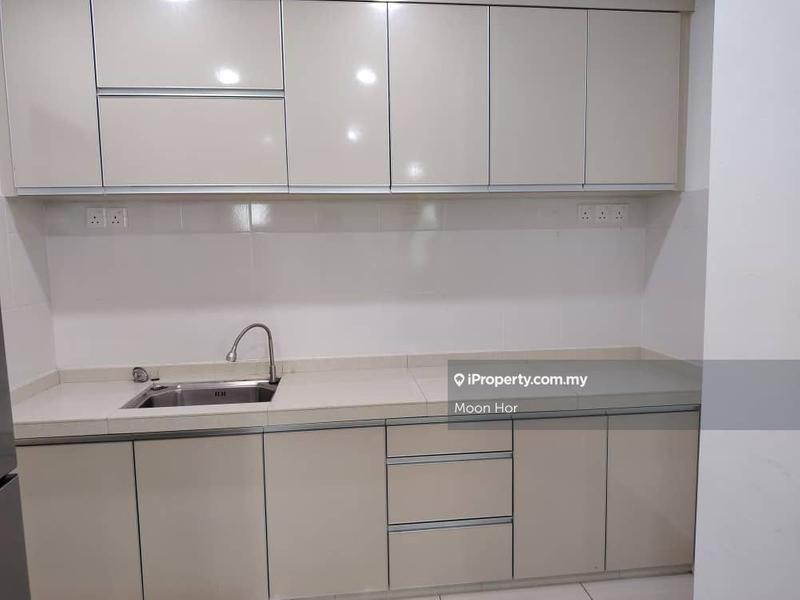 For Rent - Royale Infinity