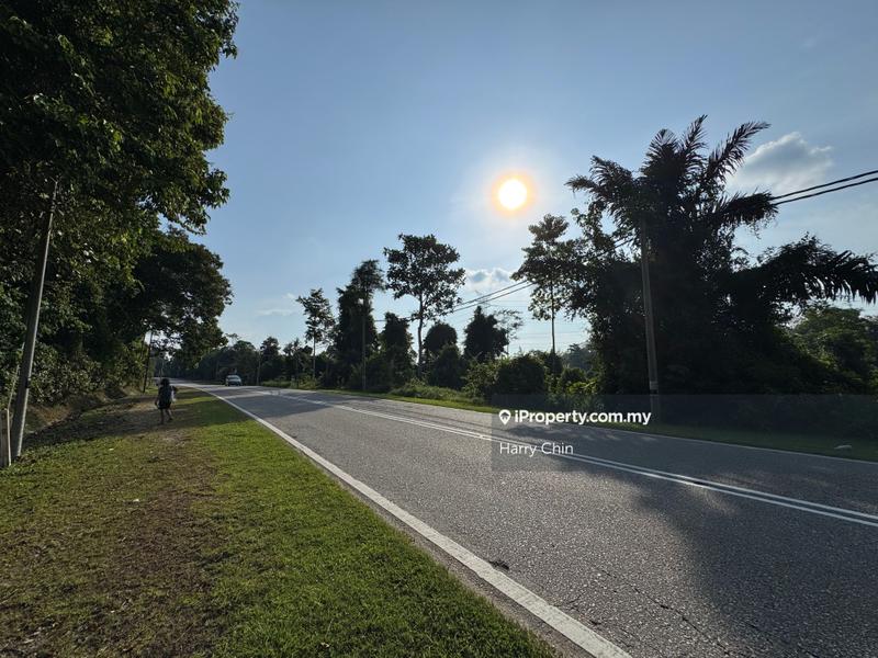 Agricultural Land for Sale in 2.56ac beside main road, Lanchang, Karak by Harry Chin - iProperty.com.my